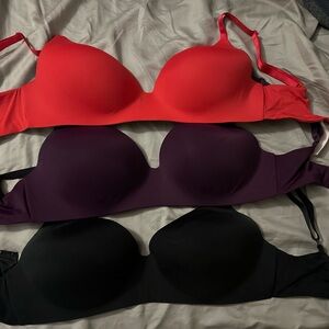 Victoria’s Secret Wireless Bras Lot of 3 34DDD